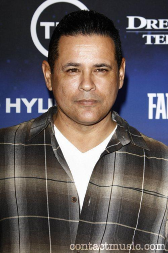 raymond cruz weight raymond cruz weight