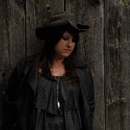 Canadian country music singer/songwriter, daily cowboy boot wearer, and music lover.
