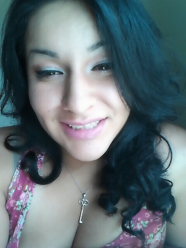 I'm a simple chick frm Az nun fancy or glamorous bout me im just simply Korina