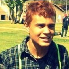 Quem se descreve se limita :D https://t.co/3nEuaPxckE…