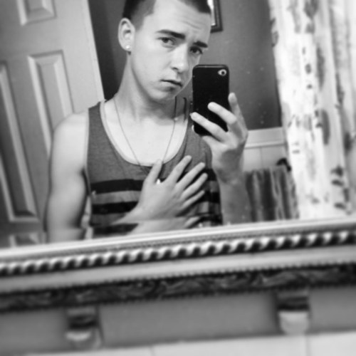 Member of team Efficiency|Sponsored by cinch gaming use code: Sparkzz for 5%off||GT Daddy sparkzz.|taken by christina covert❤️ forever