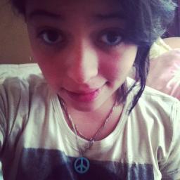 Hello :) I'm directioner of Mexico, im Wife of Niall Horan x) and my name is Melissa Martínez. I love you Niall