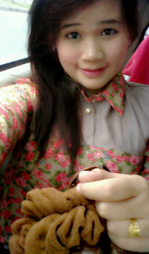 NdaeNiezya's profile picture. *bukan lah kesabaran jika masih mempunyai batas...
dan bukan lah ke iklasan jika masih merasakan sakit*