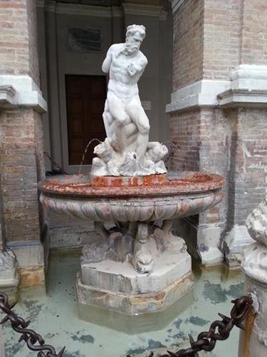 VisitSenigallia's profile picture. Senigallia in provincia di Ancona è una città da scoprire, perché oltre il mare c'è molto di più
http://t.co/vmYHTlrTR4