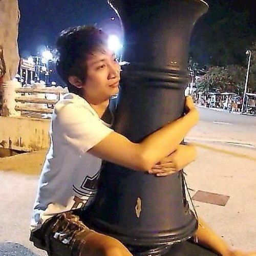 siriwat211's profile picture. 