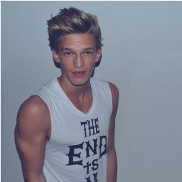 following me: Mckenzie Comer, JWinno (Josh), Alli, Cody, Cambo (: