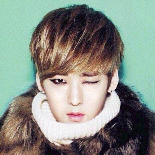 I am Kevin from U-Kiss! 유키스의 케빈입니다!kevin bot 無愛想だけど、仲良くしたいです。 月の初め