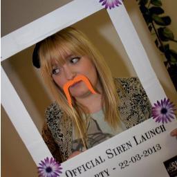 sophiescouse's profile picture. No longer use this account. Can be found at @strangecasesoph :)