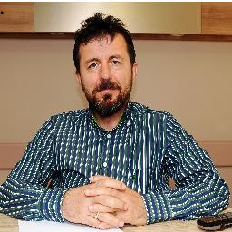 Psikiyatri Profesörü.  
Hastalık dahil insan ruhuna değen her şeye meraklı.       
GSM: 0545 394 95 02 
e-posta: prof.mbilici@gmail.com
twitter: @drmbilici