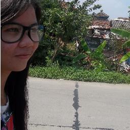 jatuhin tuh GENGSI, kalo hidup lo mau lebih BERGENGSI .. bismillah :D