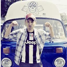 _hujanderas's profile picture. Terbang Tinggi