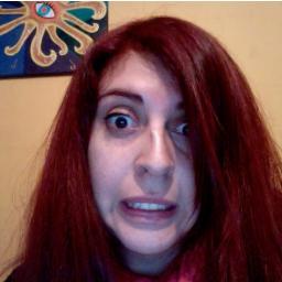 me llaman Romina.