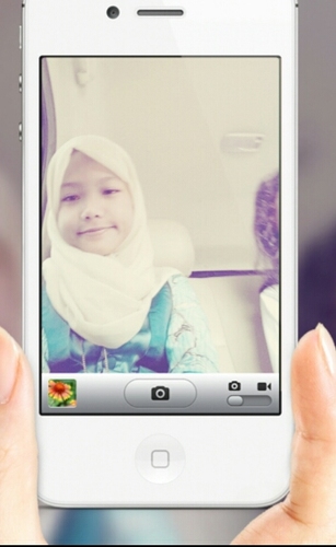 Afrinly's profile picture. 