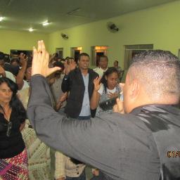 pastor e conferencista cesar alipio é vice presidente da igreja internacional missão coluna de fogo estudioso do segredos biblicos