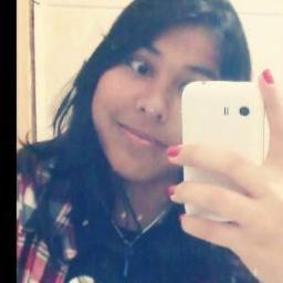 • 'Biografia {?}
Fala sério! Como vou resumir minha
vida aki no twitter?
;P