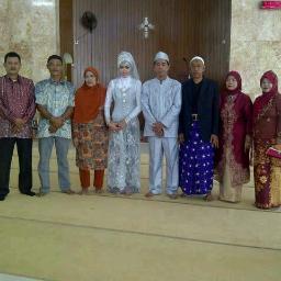 korban bully, anti-social, full time sinner, a man, a husband, a human