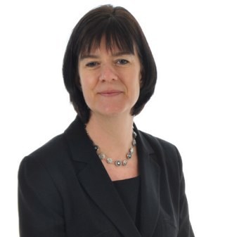 Family Law Solicitor and Accredited Mediator at Swain & Co solicitors based in Hampshire, mother of 2 beautiful girls