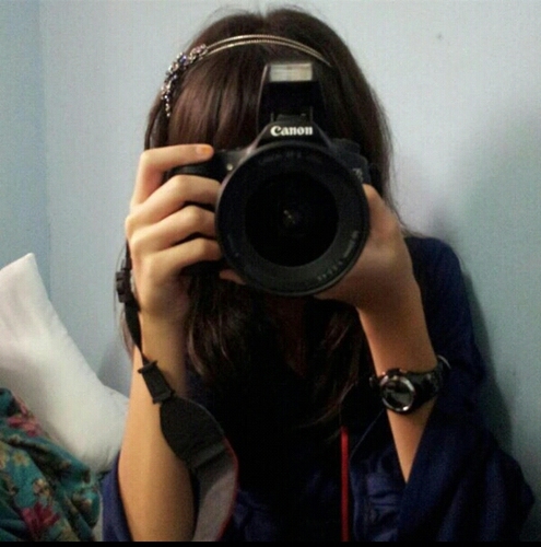 halloo,nama aku bella,! follow aq ya,aku akan follow kamu balik,insyaalah