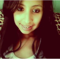 ciumentaa,chataa,inrritante,bobaa ;3
seeguee?sigo de voltaa, 2bjs,
