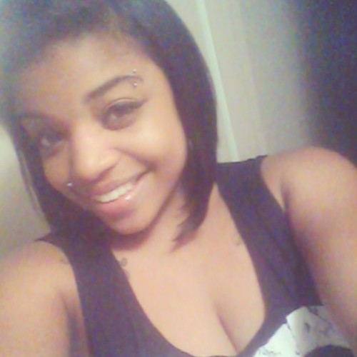 @flyy_kidd_kidd is off limits❤ SAINTS & LAKERS . 5'1. IG: b_michelleeeee. lesbian . bad bitches and good weed . I does this shit .