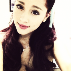 grande slays ✌