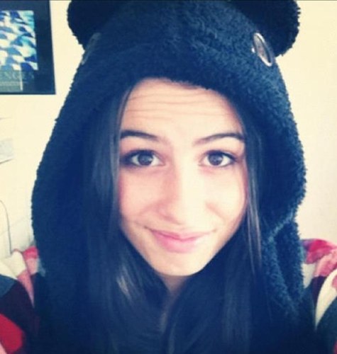 Im a new cimfam! I love cimorelli so much. I like to listen to their music every single minute of the day! So pleas follow me!