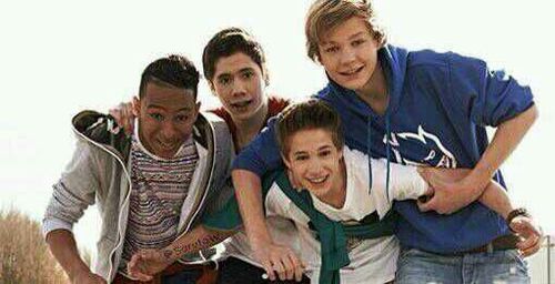 Daaniac/Mainiac/I loveee @Tweetmainstreet soo much!/0-5/Once a mainiac , always a mainiac!