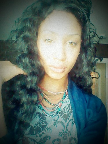 Kueen of my OWN throne  My OWN castle. Phuck your palace. I'll take over. I'm that Kueen. Find out.