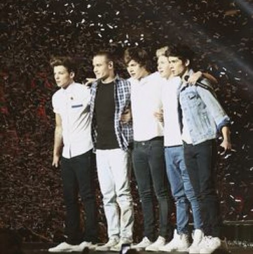 #Directioner #Emblem #5SOSFam #Belieber 

follow my other account: @SwagBear32397