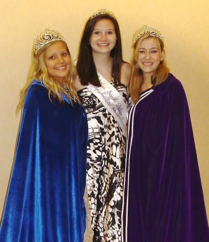 We are a Masonic youth leadership organization for girls 10 to 20. We have fun while supporting our communities. Check us out at http://t.co/IvvpUHPxJD!