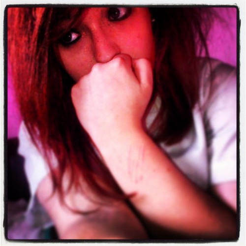 heya im tiana i wunna work with kids or go in the army i love drawing and designing things :D