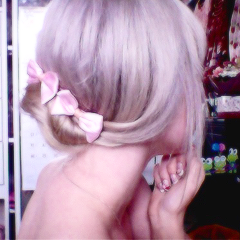 youwantmebiebur's profile picture. Drew? ow yes, my life.