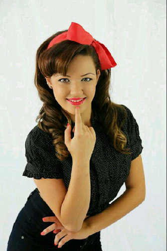 Singing, Dancing and Modeling is what i love to do  ♥