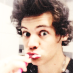Harry Styles my life ♥ Sigo de volta #FollowBack @ClubeFollowBack #TeamFollowBack #AutoFollowBack #Sigodevolta #SIGUEMEYTESIGO #TFBJP  #FollowBackSeguro