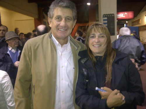 Frenteamplista desde la cuna. Hincha del Glorioso Club Atlético Peñarol ,Campeon del Siglo “volveré siempre a verte por amor y porque así lo siento”