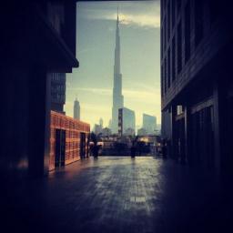 ‏ك شيءّ وُلِد من رحم الغيابِ و ما ذهب ، ك نسمات أطياف الأحبة الراحلون وما وحى ، ك هدوء .. يطحن عظام الصمت بضجيج هدوئه ! أنا إبنة تموز ، كل ما هنا بحَرفي الصامِت