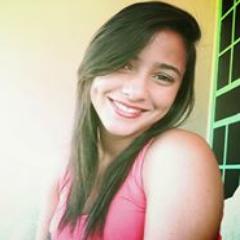 Logo eu que nem pensava
eu não imaginava te merecer
e agora sou o dono desse amor
eu nem quero saber porque
eu só preciso viver o resto desta vida com você