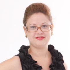 Consultora, Organizadora e Assessora em Eventos sociais e Empresariais, DESDE 2005. 
Pós Graduada em Eventos pela Universidade Estadual de Londrina.