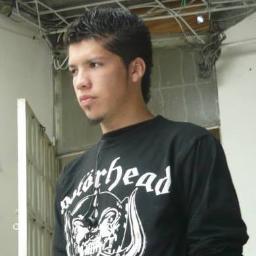 LordAthanx's profile picture. Si la vida te da la espalda.... tócale el culo :)