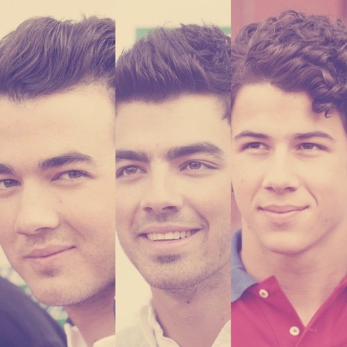 Follow @SmilersTeam