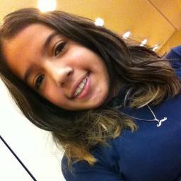 Uma Menina simples, educada, sincera, linda, carinhosa, simplimente EU 3