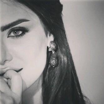 ﺂيها الحَنين گفاك ﺗعذِيباً فَالماضِي لا يعُود ..)