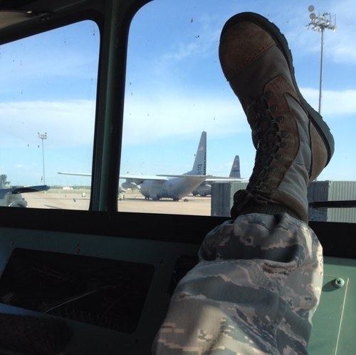 A man raised in the south. here to show you what a real southern gentleman is! #ROLLTIDE! Proud US Airman!