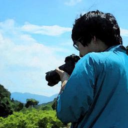 スーパーカブ日本一周、バックパッカーでユーラシア大陸横断などをした旅人。「旅人」を学術的に在野で研究もしています。お祭りと旅行のツイート多めです