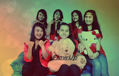 FlowUp_dancer's profile picture. FlowUp_Dancer | @M_OShuffle | contact person  : @AuliaDiniAtikah : 28420DA5 , @Uraifinanda : 2A169E86