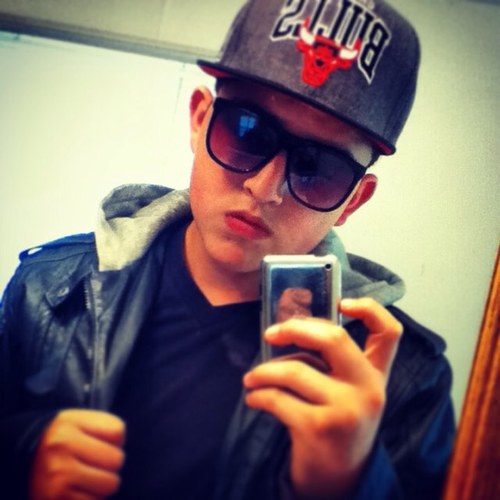 Nigga im me im not going to change just becouse you dont like me. But once you get to kno me im pretty sure im
A cool guy. Viva la RaZa puto