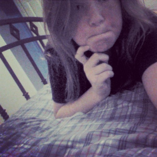 Follow me i follow back:) ∞Belieber∞