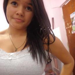 Ela é uma dama que honra a fidelidade
Mas também extermina quem haje com falsidade (~8*