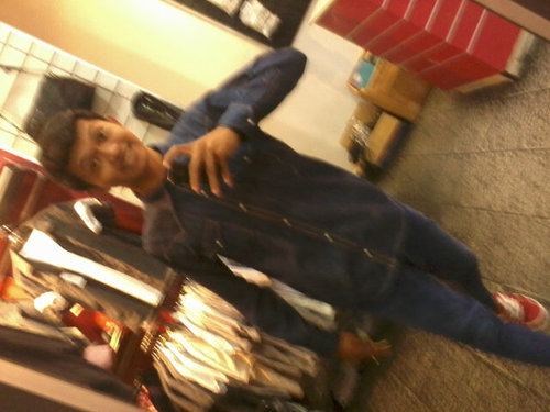 RiskyAfterlike's profile picture. True happiness is to live life with humility               あなたのためのキキから