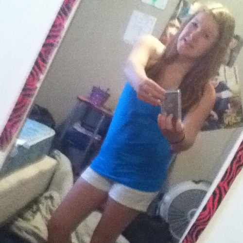 Follow me an ill follow back
